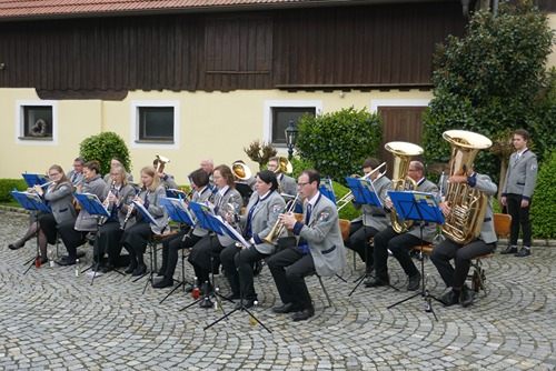 Hochzeiten & Geburtstagsfeiern23