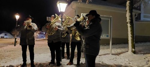 7dd03256-aa75-473e-b0e7-0f93b6dfda49