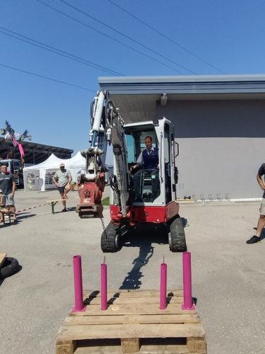 db55308e-aa40-497f-ba5d-947873bd24fc