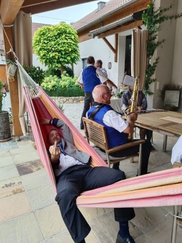 64979923-21a9-4775-bc71-7c68a70b157f