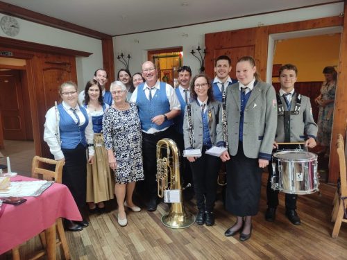 ab8c4b57-5d8e-4bb5-a72f-0490f171b3a9