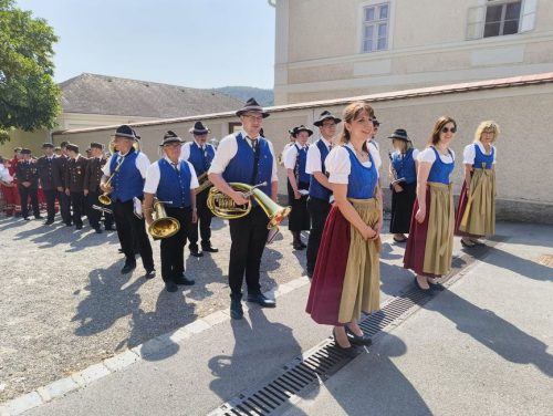 5a868a46-6368-4db5-ab40-a839fbefdb3b